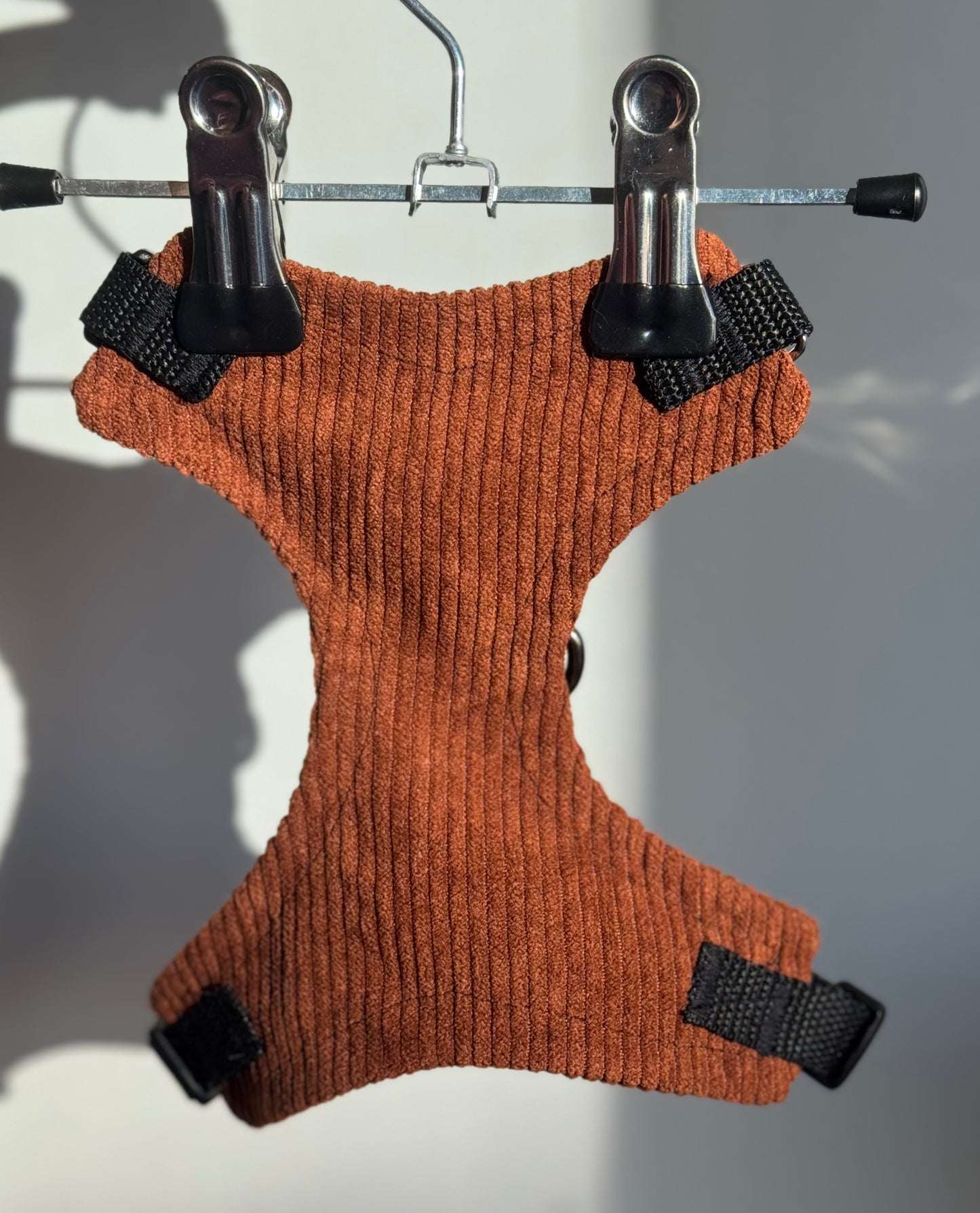 Adjustable handmade cat harness + a course on how to train your cat walk on a leash FOR FREE