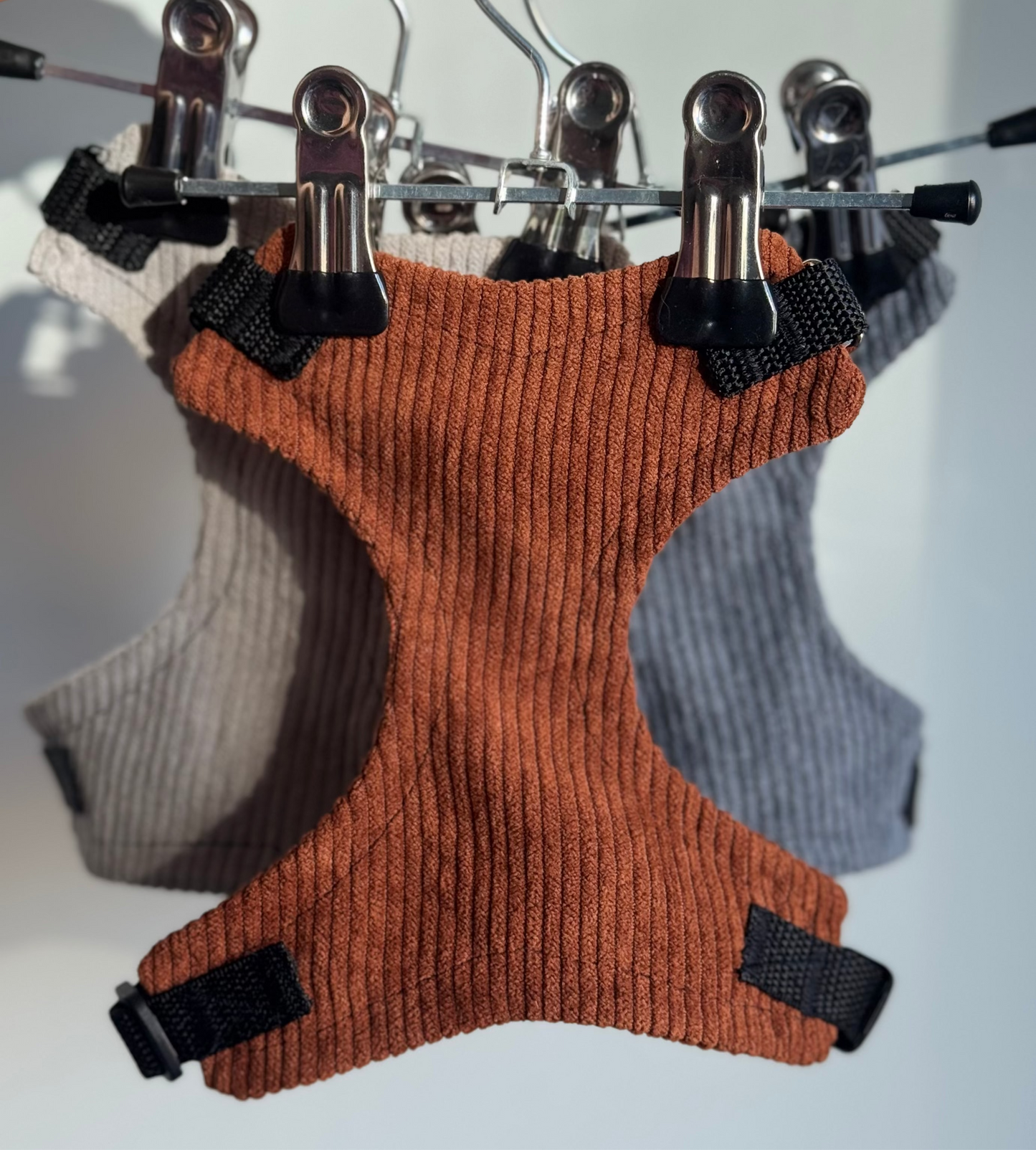 Adjustable handmade cat harness + a course on how to train your cat walk on a leash FOR FREE